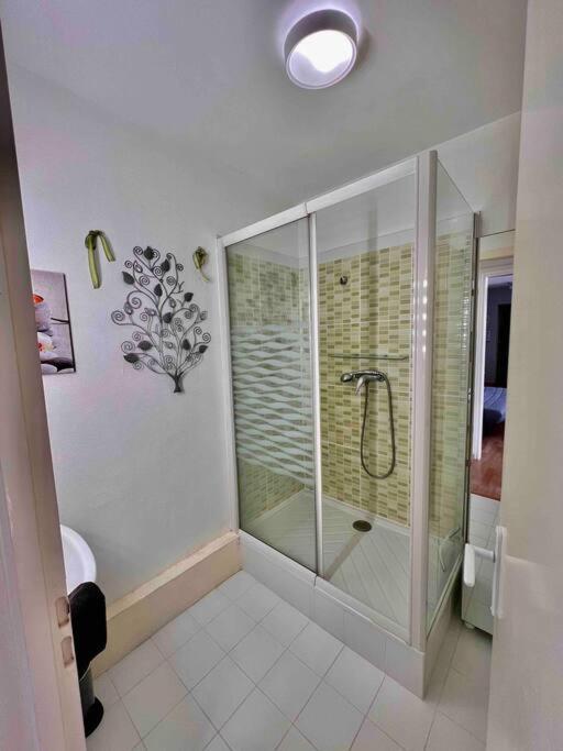 Appartement Sur Le Port. Grandcamp-Maisy Buitenkant foto